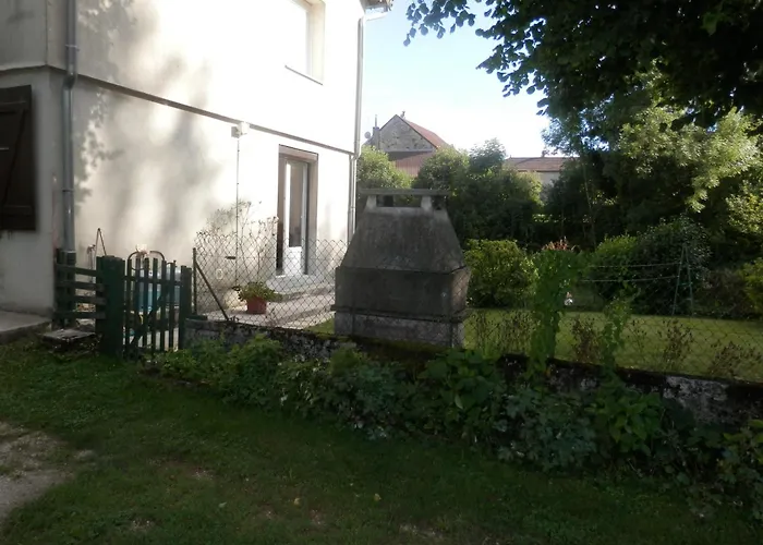Appartement Au Coeur De La Region Des Lacs .
